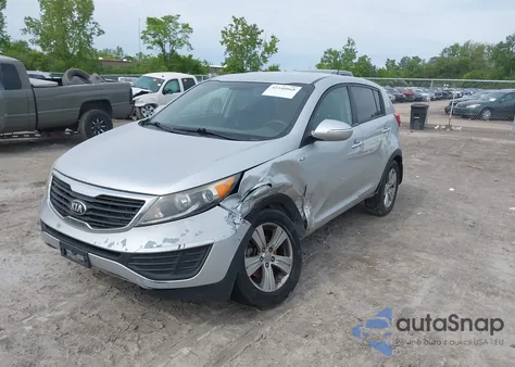 2013 Kia Sportage Lx z USA, uszkodzony, nr VIN KNDPBCA26D7447309